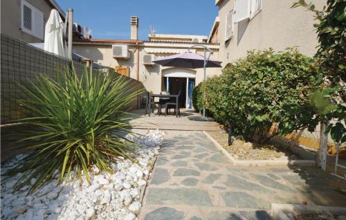 Stunning home in Borgo w/ 1 Bedrooms - image 12
