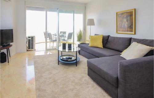 One-Bedroom Apartment in Marbella - image 12