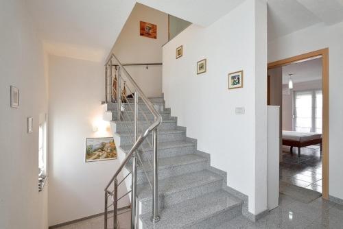 Fasilitas, Holiday house for 11 persons in Medulin with sea view, terrace, air conditioning, WiFi 3486-4 in Liznjan