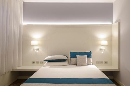 Hotel Baylle Room Type - Deluxe Room