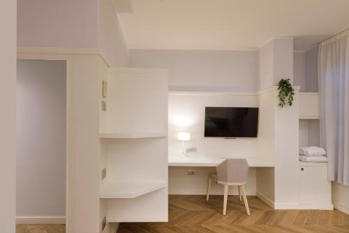 Hotel Baylle Room Type - Junior Suite with Balcony