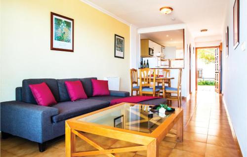  Stunning apartment in Pego with 2 Bedrooms, WiFi and Outdoor swimming pool in Pego