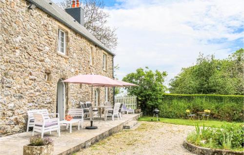 Зовнішній вигляд готелю, 3 Bedroom Awesome Home In Bricquebec-En-Cotentin in Bricquebec