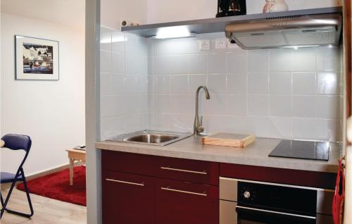 Awesome Apartment In Treguier With Kitchen