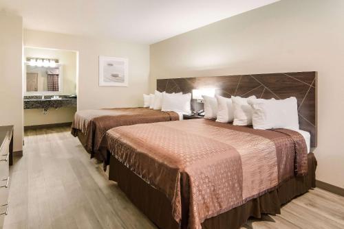 Quality Inn & Suites Dallas-Cityplace