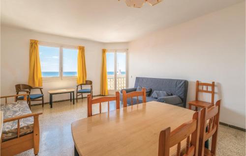 Apartment Sant Esteve - image 2