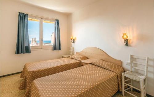 Apartment Sant Esteve - image 9