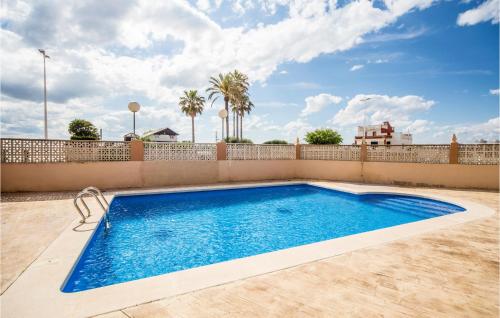  Nice apartment in Sueca with 4 Bedrooms, Outdoor swimming pool and Swimming pool in Sueca
