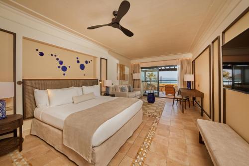 Suite Junior Gran Deluxe con vistas frontales al mar