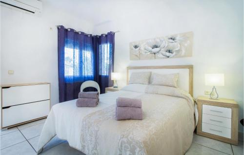 Beautiful home in Dénia w/ WiFi Heated swimming pool and 3 Bedrooms - image 11