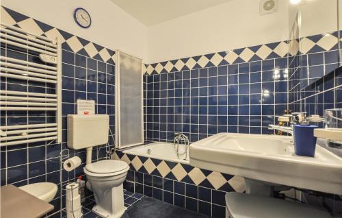 Bathroom, Amazing apartment in Frejus with WiFi in Bellevue