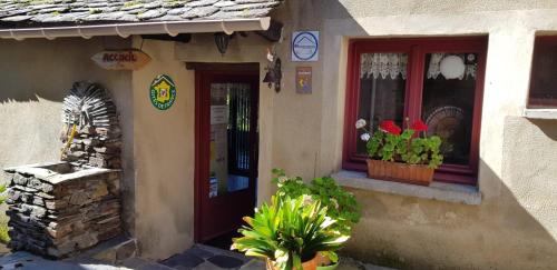Vestabils, Les Copains à Bord - gîte d'étape in Barre-Des-Cevennes