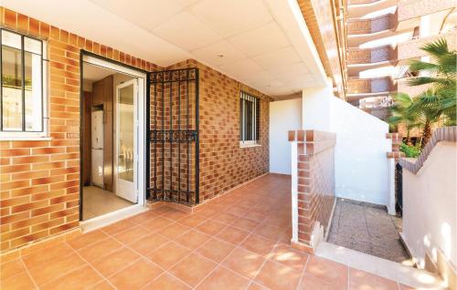 Two-Bedroom Apartment in Oropesa del Mar - image 9