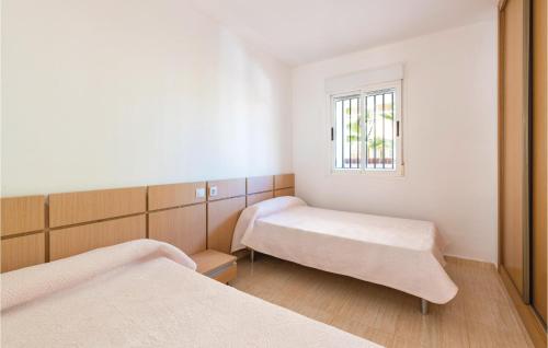 Two-Bedroom Apartment in Oropesa del Mar - image 8