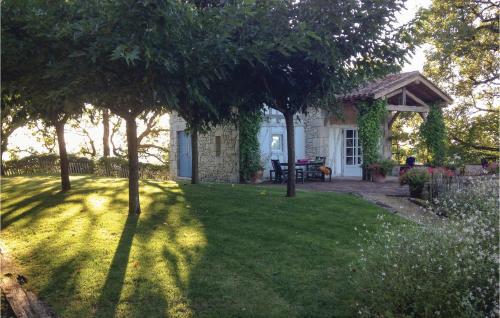 Viesnīcas āriene, Gorgeous Home In Beauville in Beauville