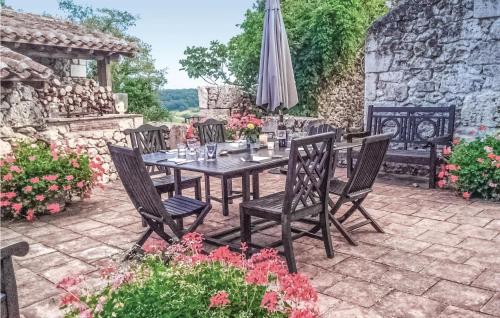 Balkons/terase, Gorgeous Home In Beauville in Beauville
