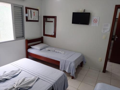Standard Quadruple Room image 2