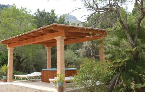 Zwembad, 3 Bedroom Amazing Home In Estellencs in Estellencs