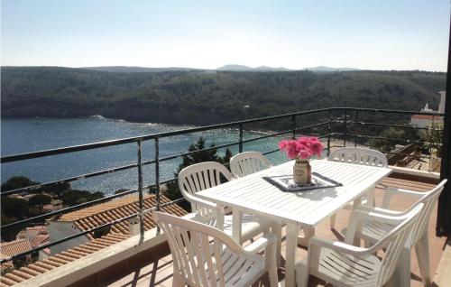 Holiday home Passatge Garbinell - main image
