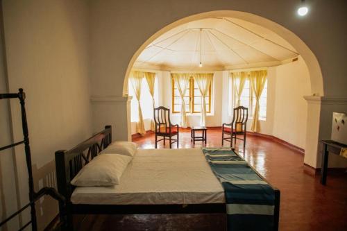 Forest Heritage Bungalow - Thambiligala