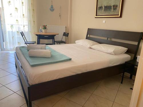 아나비소스 Seaview 2nd flr. apt. next to the beach, wifi,a/c,p/c media. 4성급 싱글룸 스위트룸