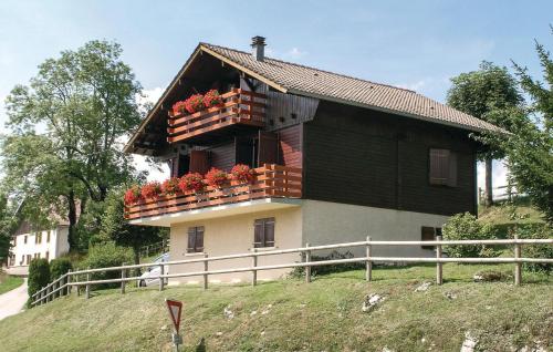 Viesnīcas āriene, 3 Bedroom Lovely Home In Pontarlier in Montbenoit