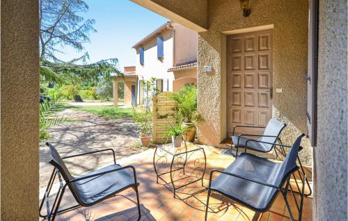 Buitenkant, Gorgeous Home In Entrechaux in Entrechaux