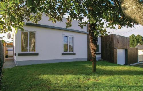 Nice home in La Baule w/ Outdoor swimming pool, WiFi and 2 Bedrooms gîte à louer Pornichet