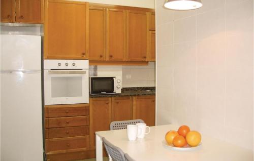 Four-Bedroom Apartment in Tossa de Mar - image 5