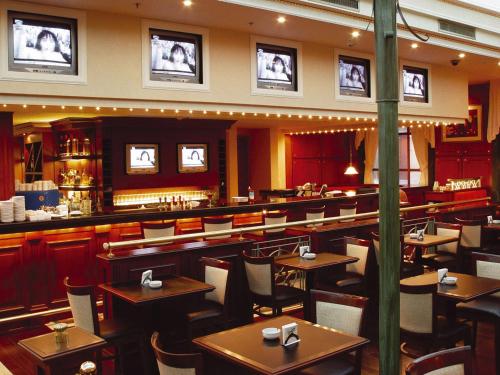 Restaurant, Epic Hotel Villa Mercedes in Villa Mercedes