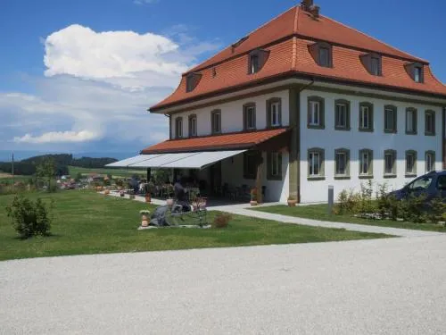 Le Relais du Château Monney in Cournillens, Schweiz