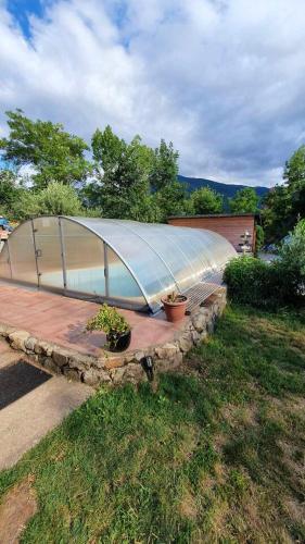 Chalet de 2 chambres avec piscine partagee jardin amenage et wifi a Ax les Thermes gîte à louer Ax-les-Thermes