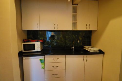 One-Bedroom Suite image 1