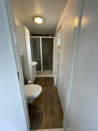 Chalet (J09) op gezellige familiecamping bij zee Chalet (J09) op gezellige familiecamping bij zee