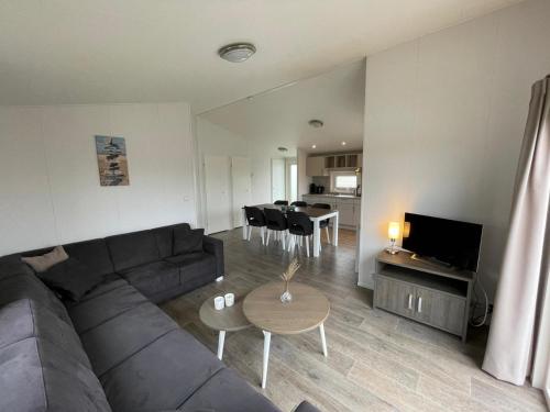 Chalet (J09) op gezellige familiecamping bij zee Chalet (J09) op gezellige familiecamping bij zee