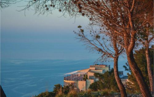 Buitenkant, Nice Home In Estellencs With Kitchen in Estellencs