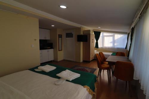 Family Suite with Sea View image 4