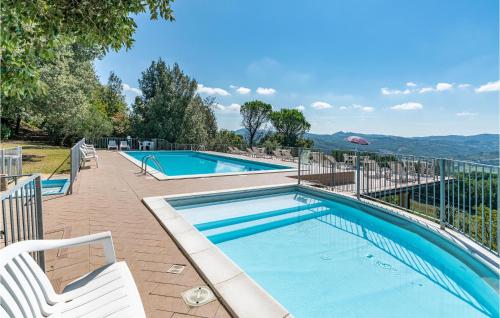  Two-Bedroom Apartment in Citerna (PG), Pension in Citerna bei Felcino Nero