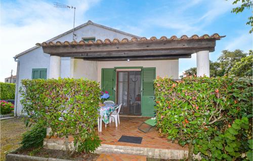 Amazing home in Mignataja w/ WiFi and 1 Bedrooms gîte à louer Piediquarcio