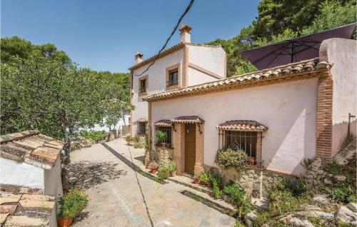  Amazing Home In Montecorto, Mlaga With Private Swimming Pool, Outdoor Swimming Pool And Swimming Pool in Montecorto