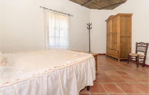 Nice home in Periana with Outdoor swimming pool Outdoor swimming pool and 8 Bedrooms - image 13