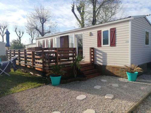 Bungalow confortable à Vias avec piscine partagée - Location saisonnière - Vias