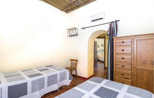 Nice home in Periana with Outdoor swimming pool Outdoor swimming pool and 8 Bedrooms - image 5
