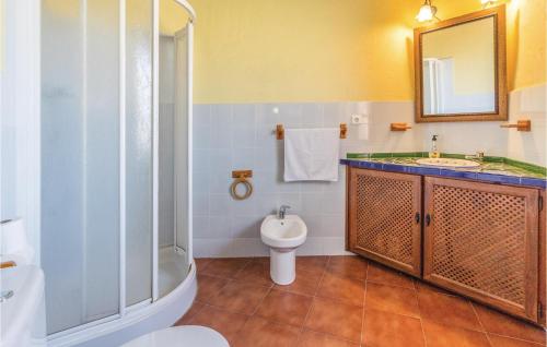 Nice home in Periana with Outdoor swimming pool Outdoor swimming pool and 8 Bedrooms - image 10