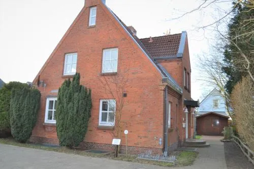 Sonnengruß in Wyk auf Föhr, Deutschland