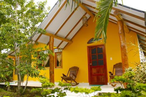 Зручності, Cabanas Yakuruna in Летісія