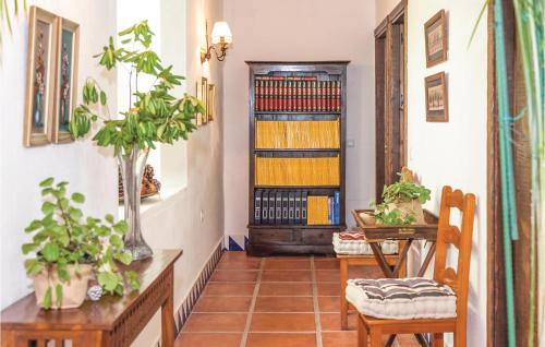 Cozy Home In Arcos De La Frontera With Wifi