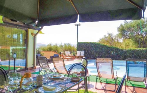 Two-Bedroom Holiday Home in Trabia-S.Nicola PA gîte à louer Vicari