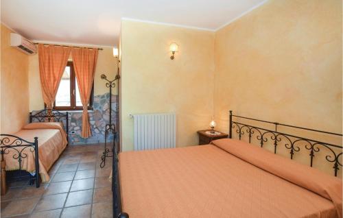 Awesome home in Nicosia w/ WiFi and 4 Bedrooms - image 8