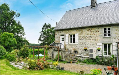 1 Bedroom Lovely Home In Saint-Sever-Calvados - Lingeard